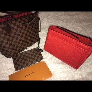 Authentic LV Neverfull PM Tote bag w/ pochette
